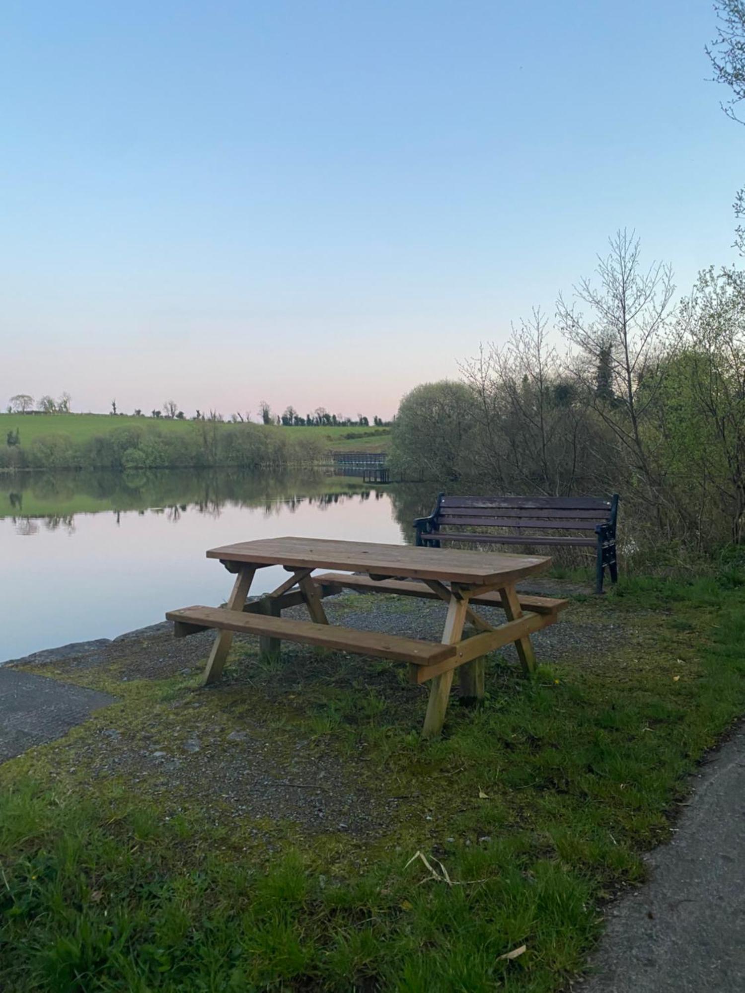 Killyfole Lakeside Lodges Corranny ภายนอก รูปภาพ